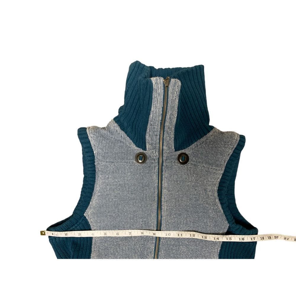 REI, Full Zip Up Vest, Shade of Blue and White, Medium, Used - Picture 11 of 12